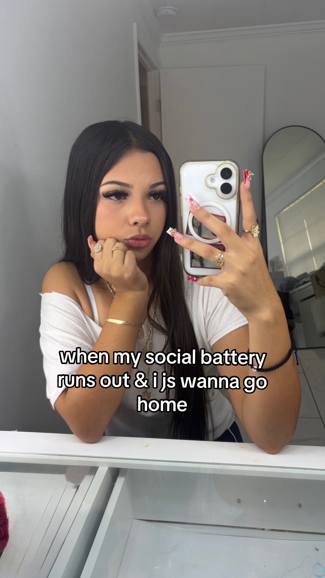 @ayyymarilyn