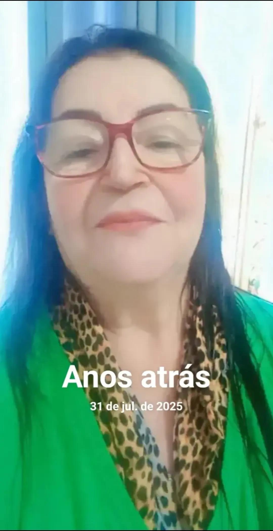 @Maria Luiza De Camar