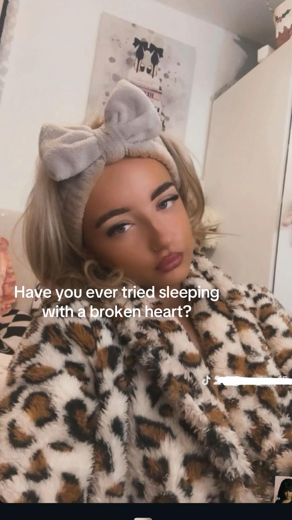 @✨