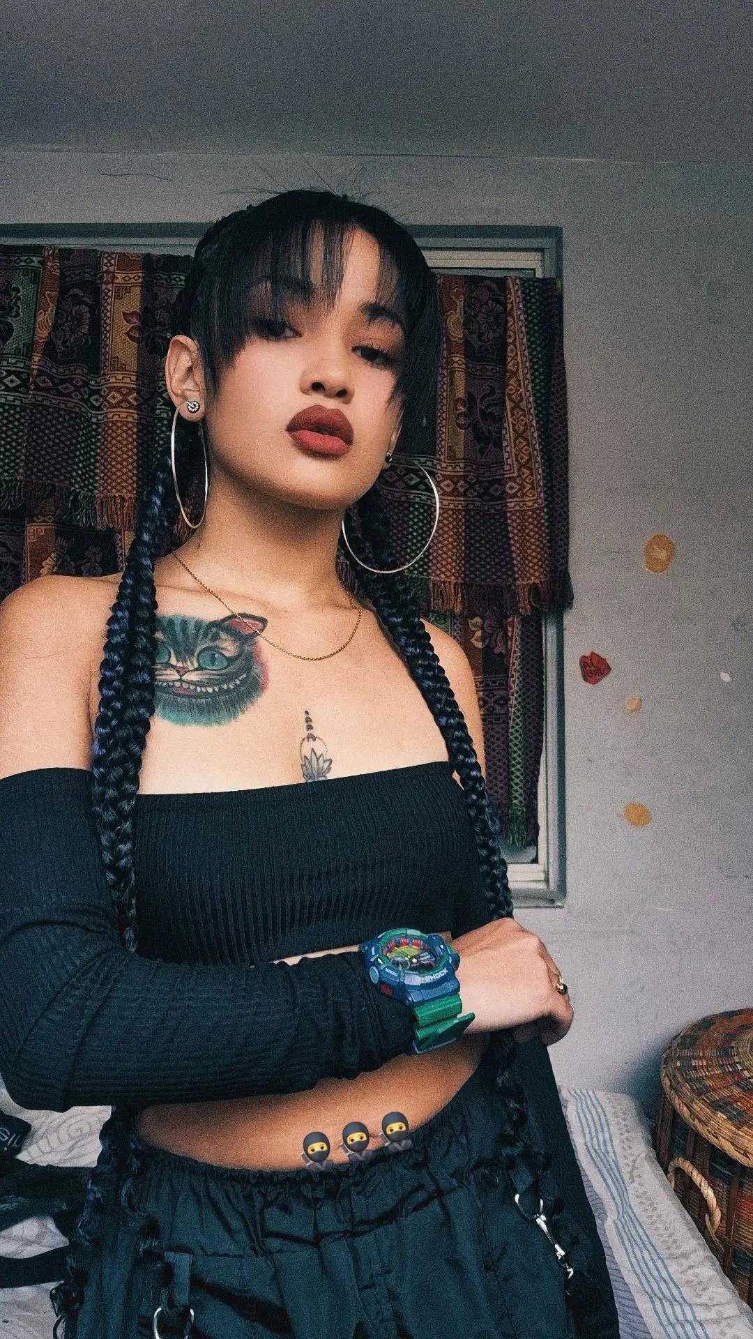 @Niyired V'r🥀
