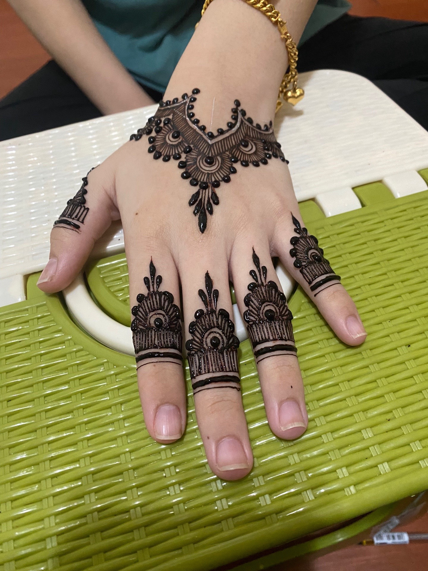 @Satrah henna🌸