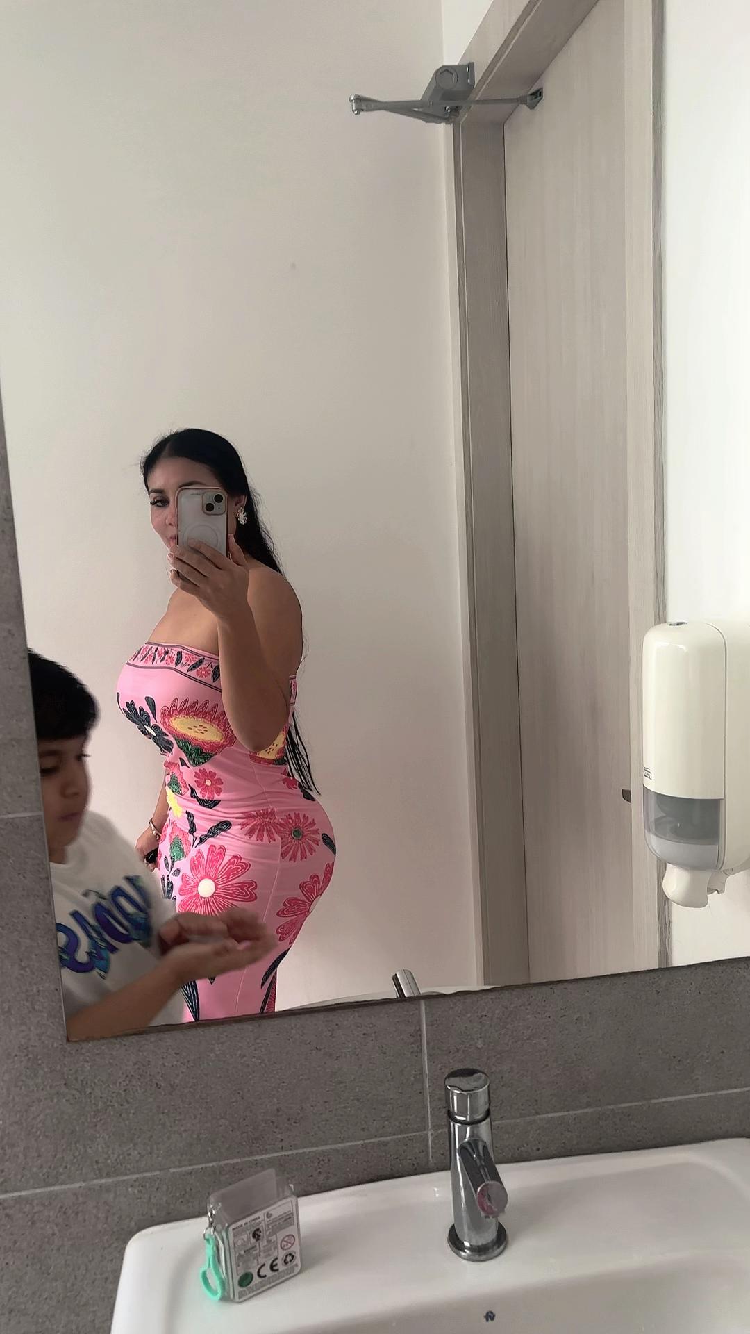 @Adriana Lopez