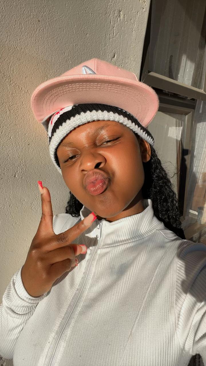 @Hlonie💗🎀