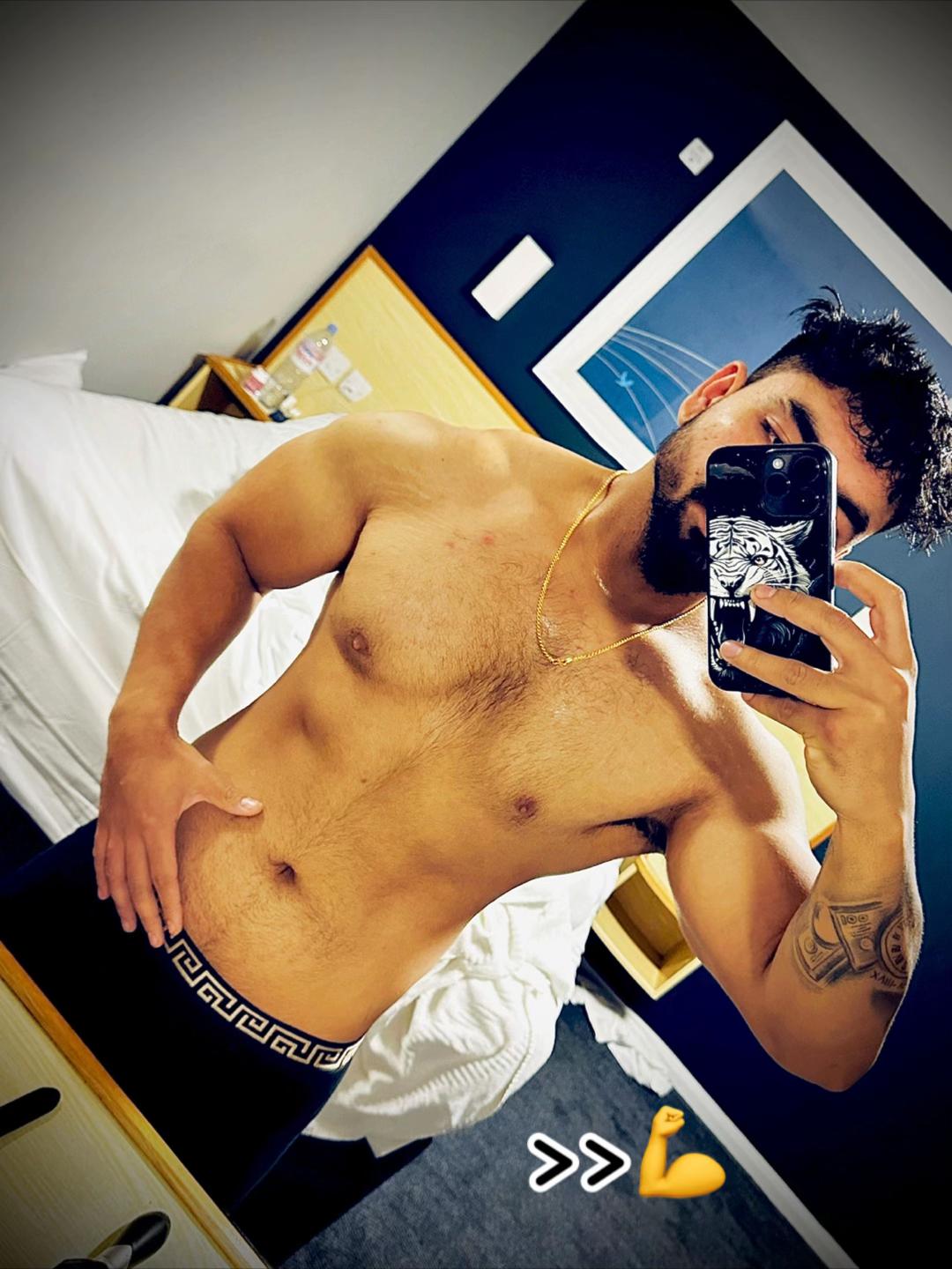 @itsxbains