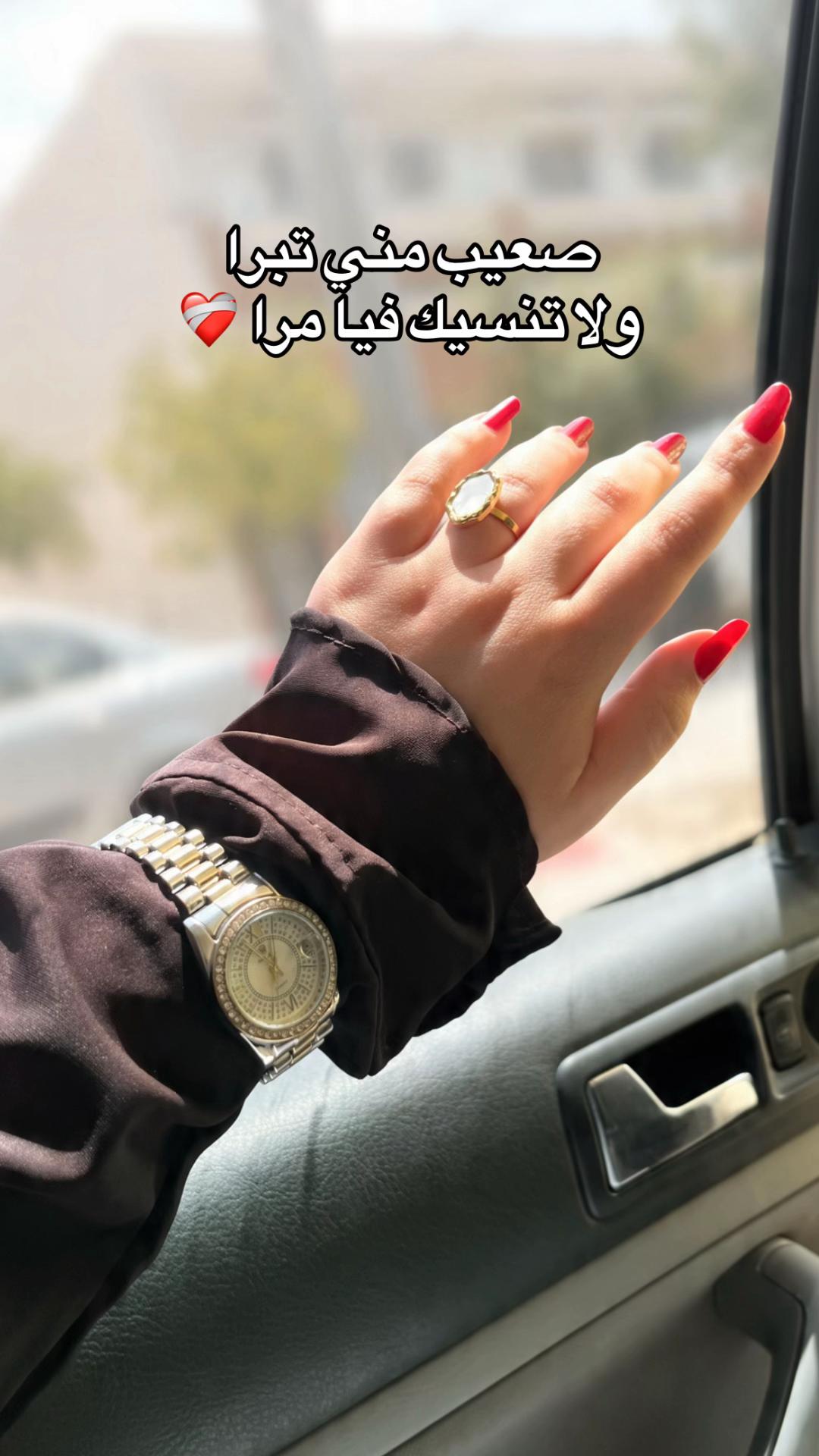 @👩🏻⚕️