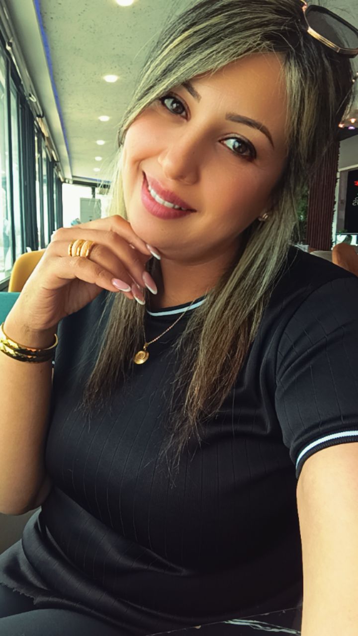 @In&egrave;s dridi