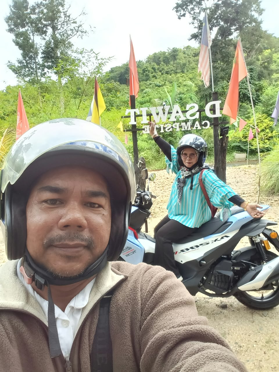 @awie black lagutu kata