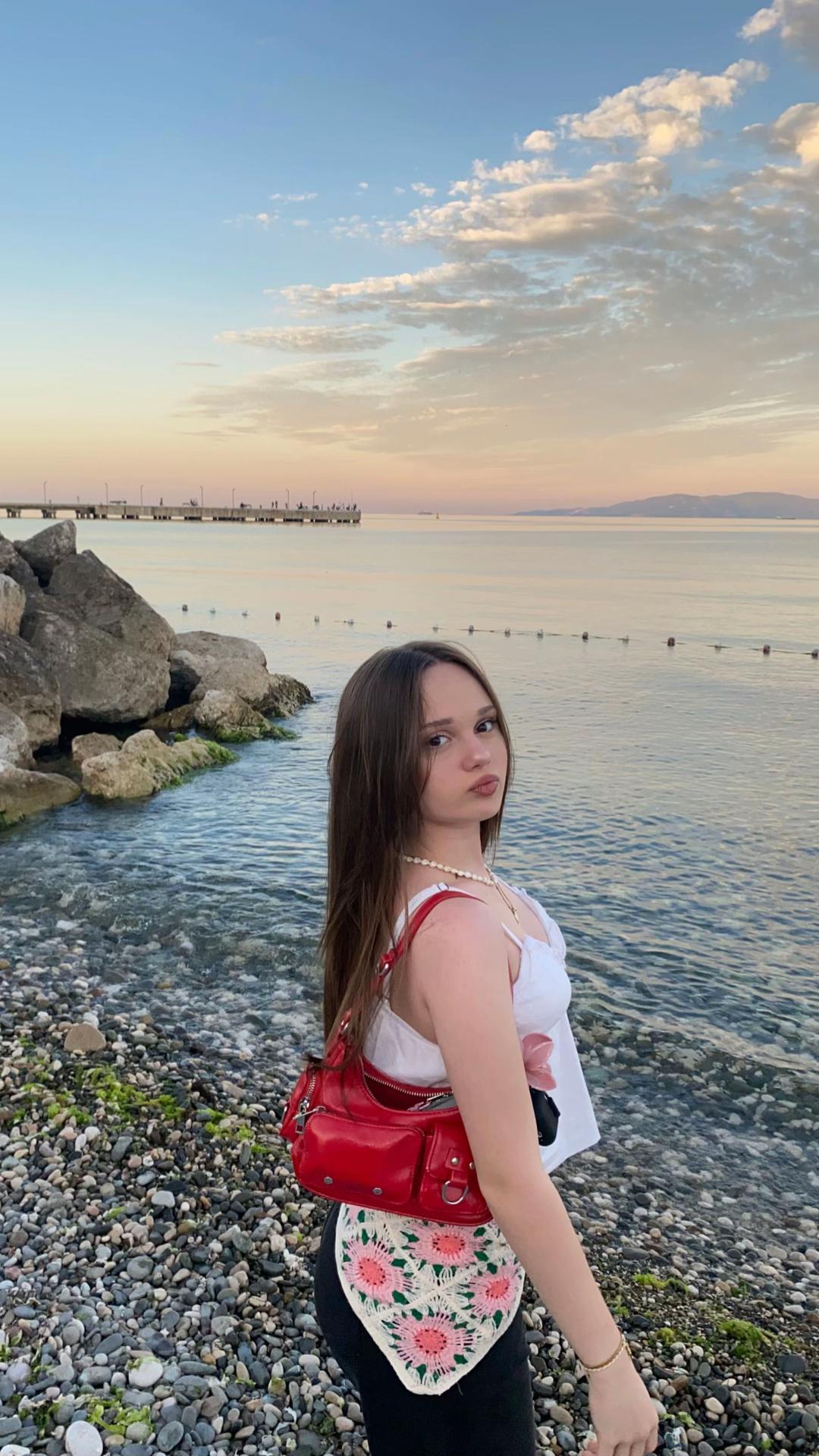 @𝒷𝑒𝓇𝒶𝓎’
