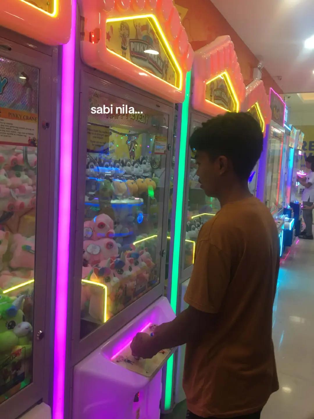 @..