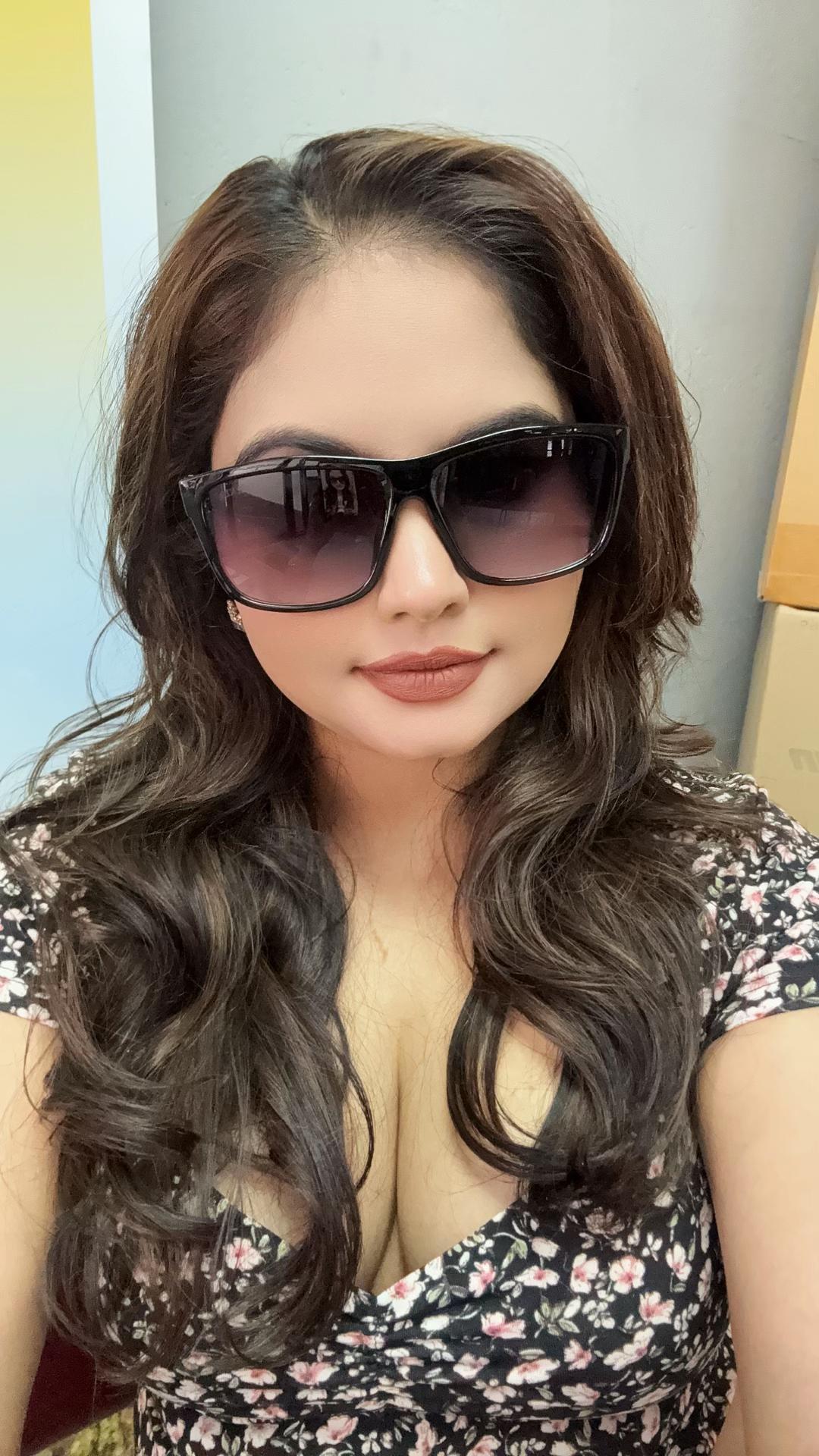 @SEXYNADIA123