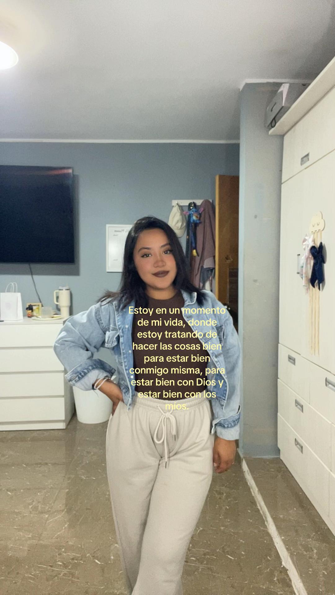 @ANA🦋