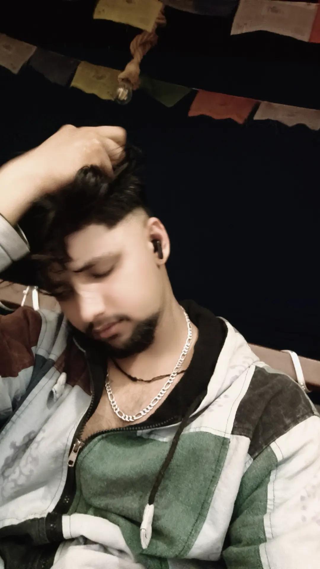 @Aaditya Singh Rajput⚔️