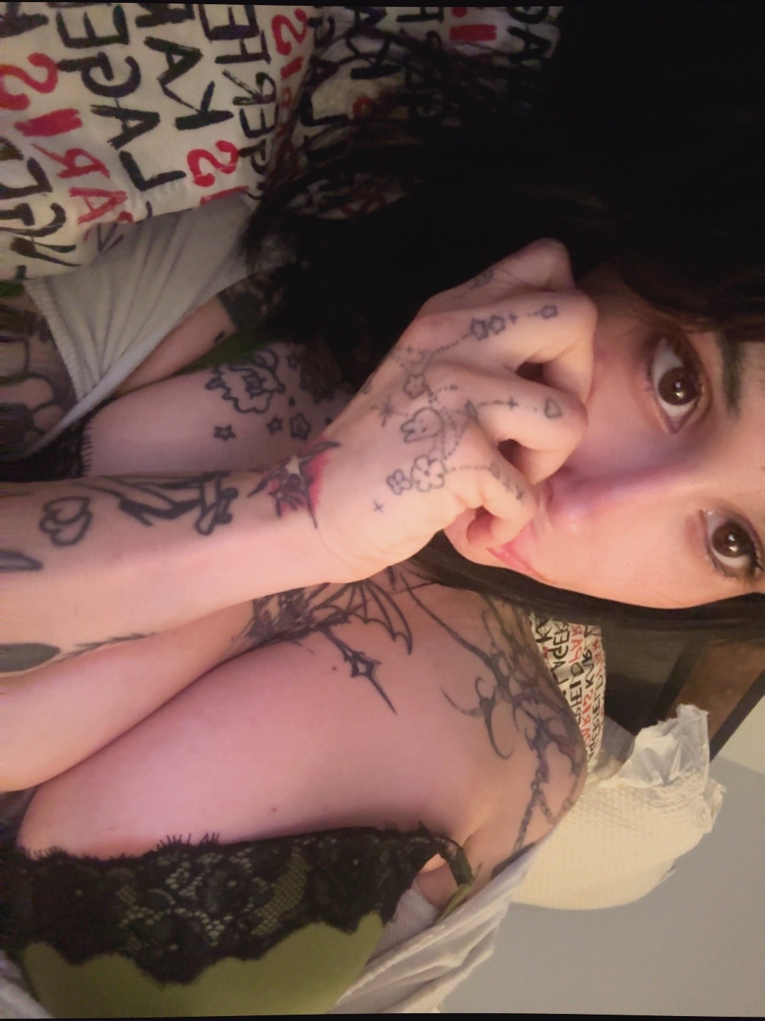 @zommmbri