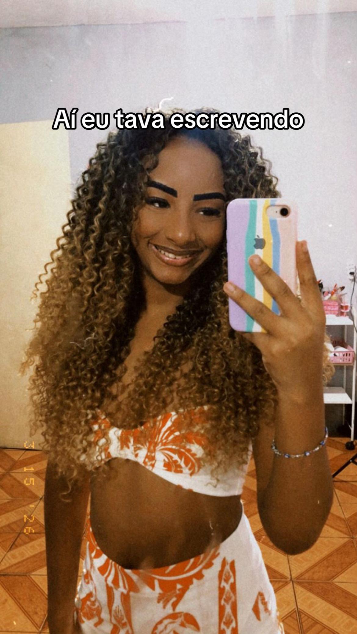 @Ana Beatriz 🦋