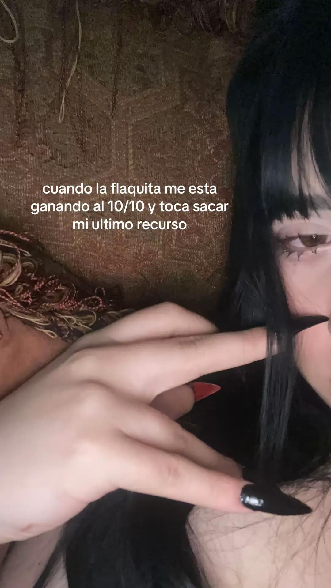 @𖣂