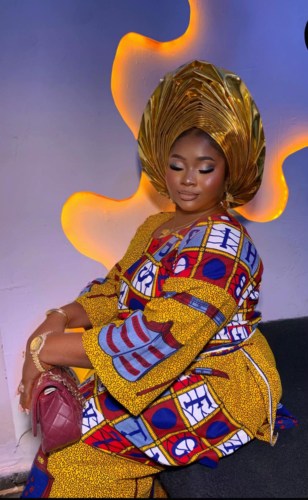 @Auchi/Aviele/HairstylistMakeup