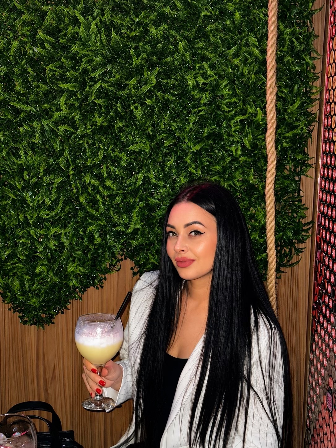 @KRISTINA YEROMENKO