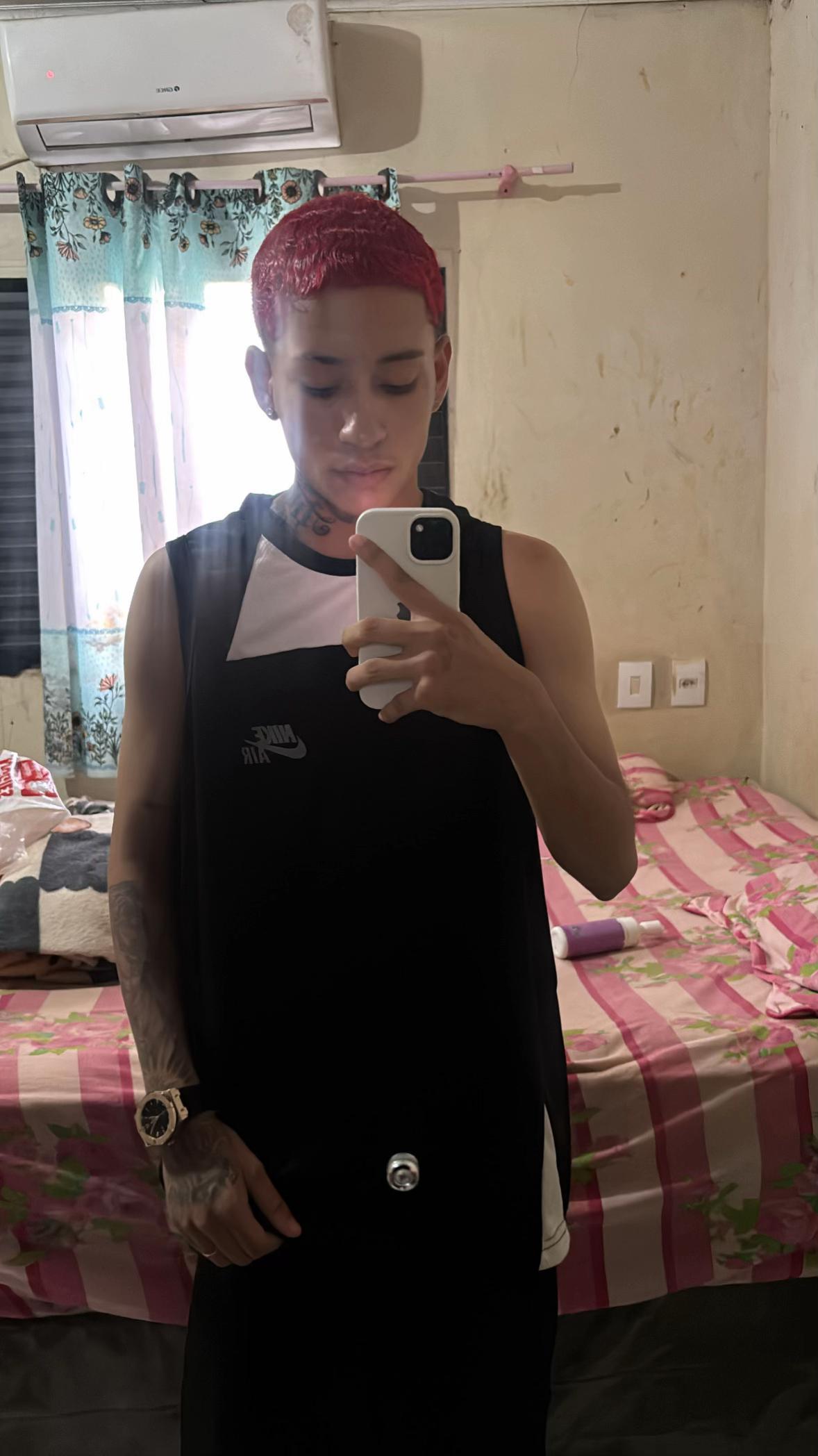 @Lᥱ᥎ᥡz rᥲbᥱᥣ᥆