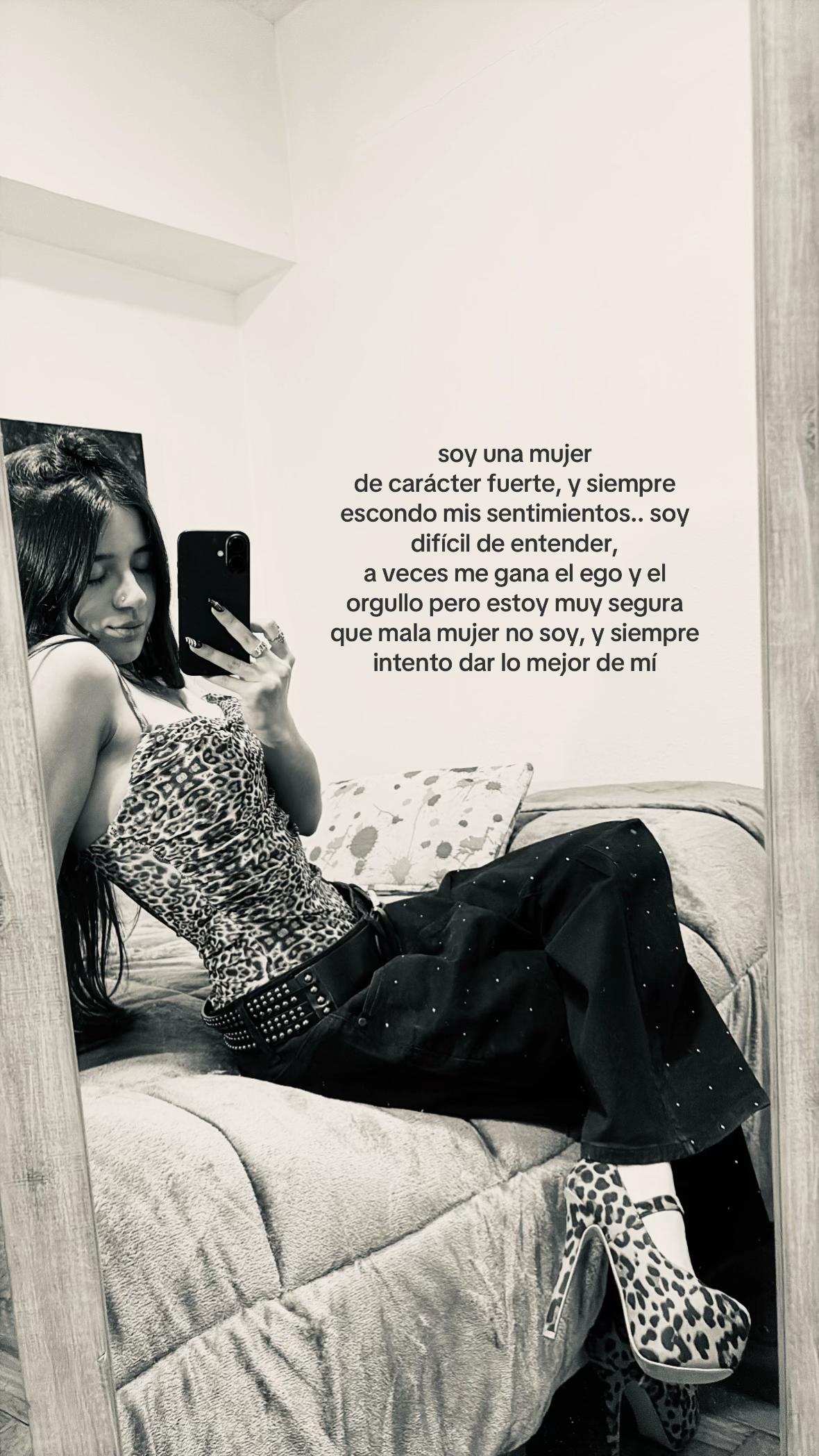 @𝒱𝒶𝓁𝓊 🖤