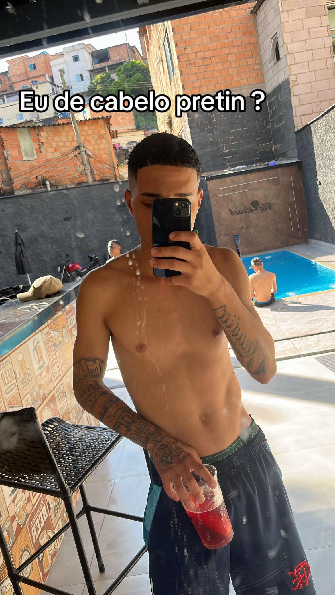 @Filho da dona Claudia