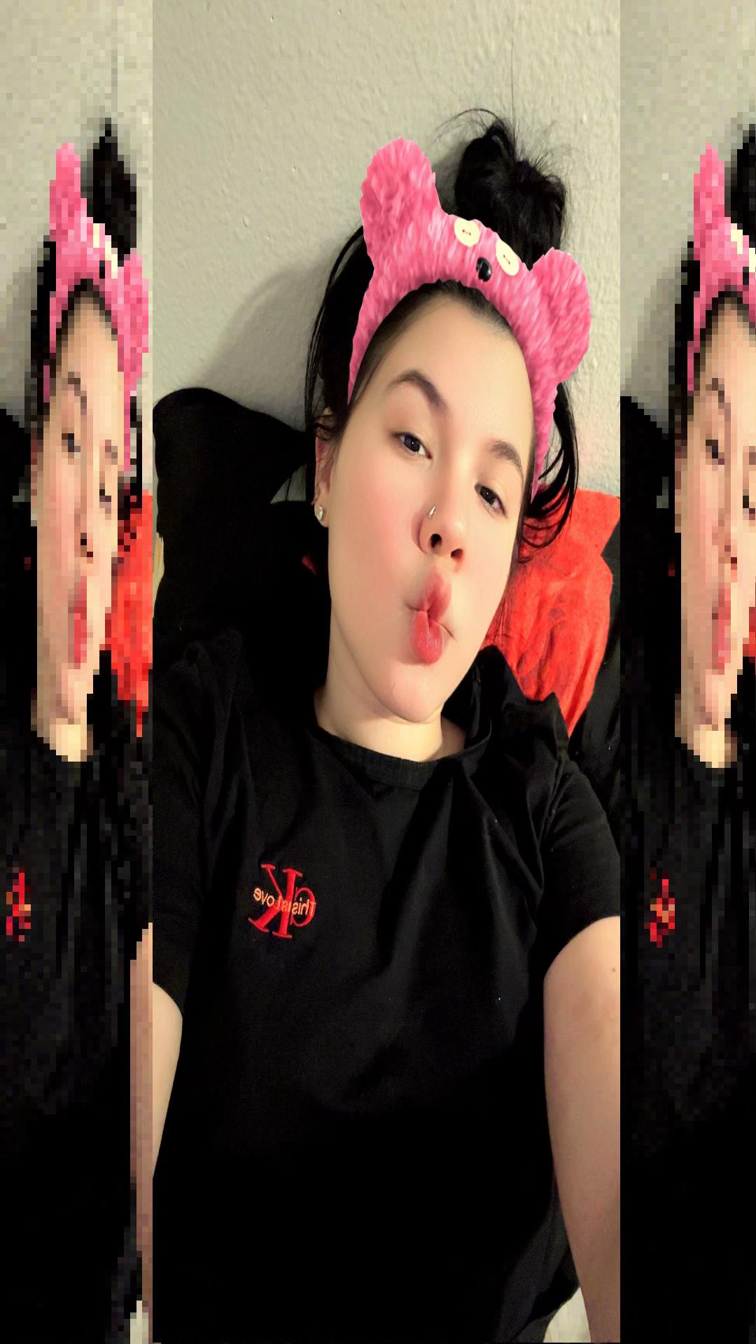 @𝓛𝓪_𝓕𝓻𝓮𝓼𝓲𝓽𝓪🍓🇺🇸