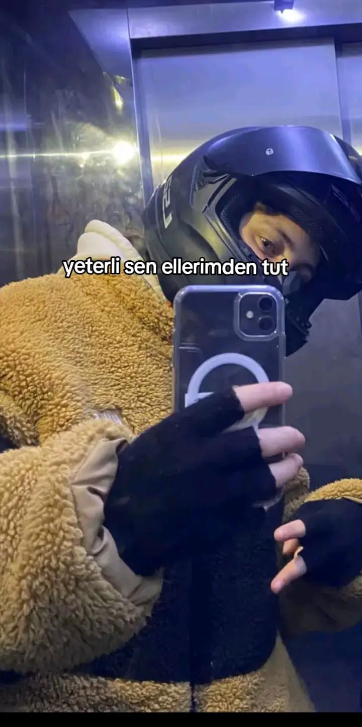 @🪬