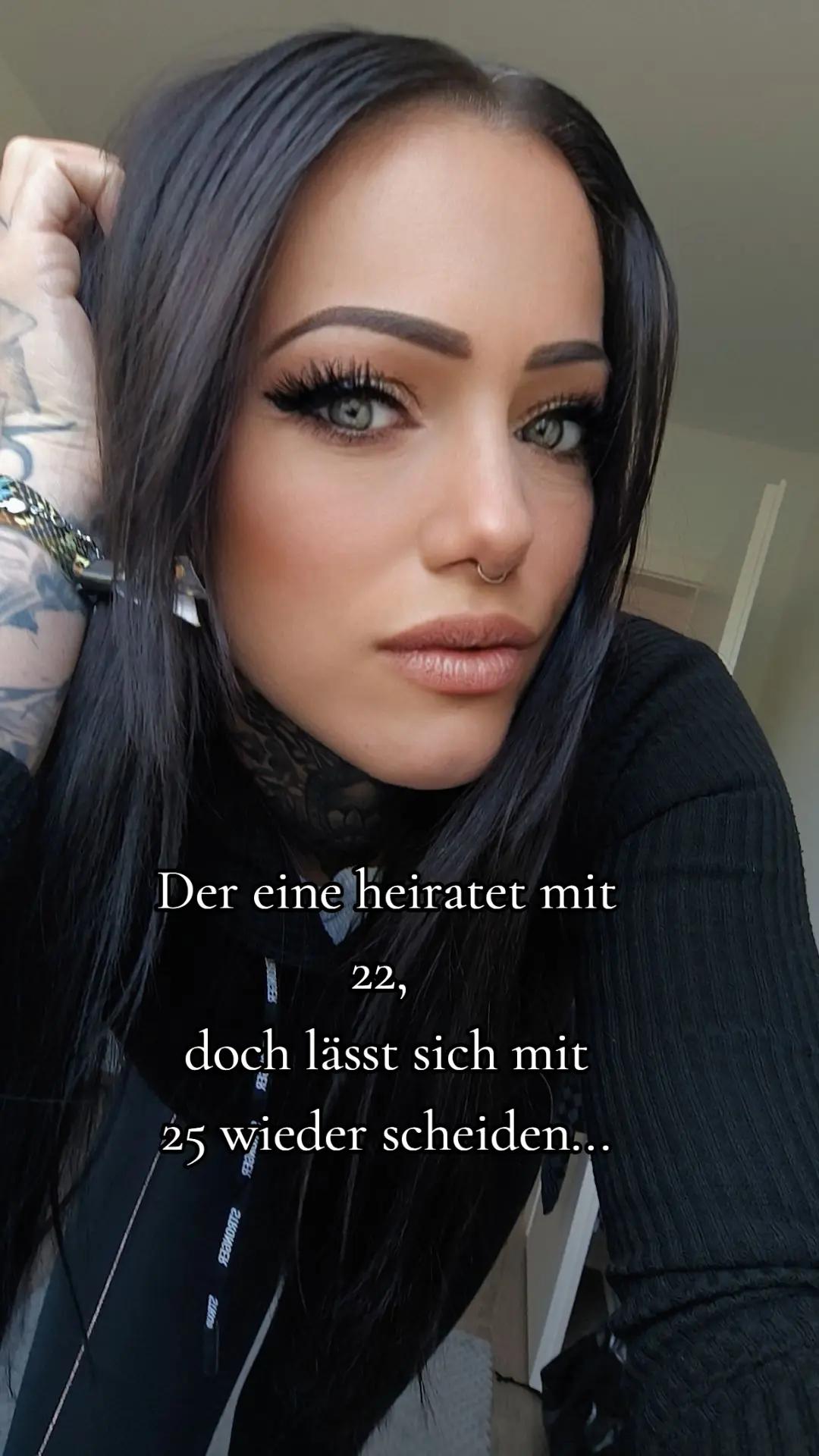 @Schwarzefee™๏ธ