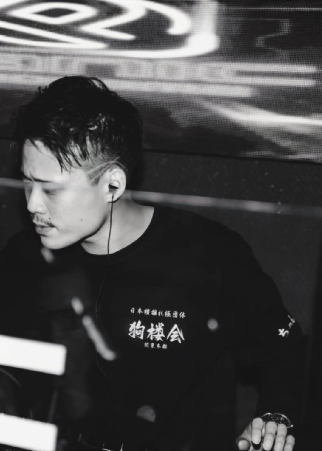 @DJ KLOW(クロウ)