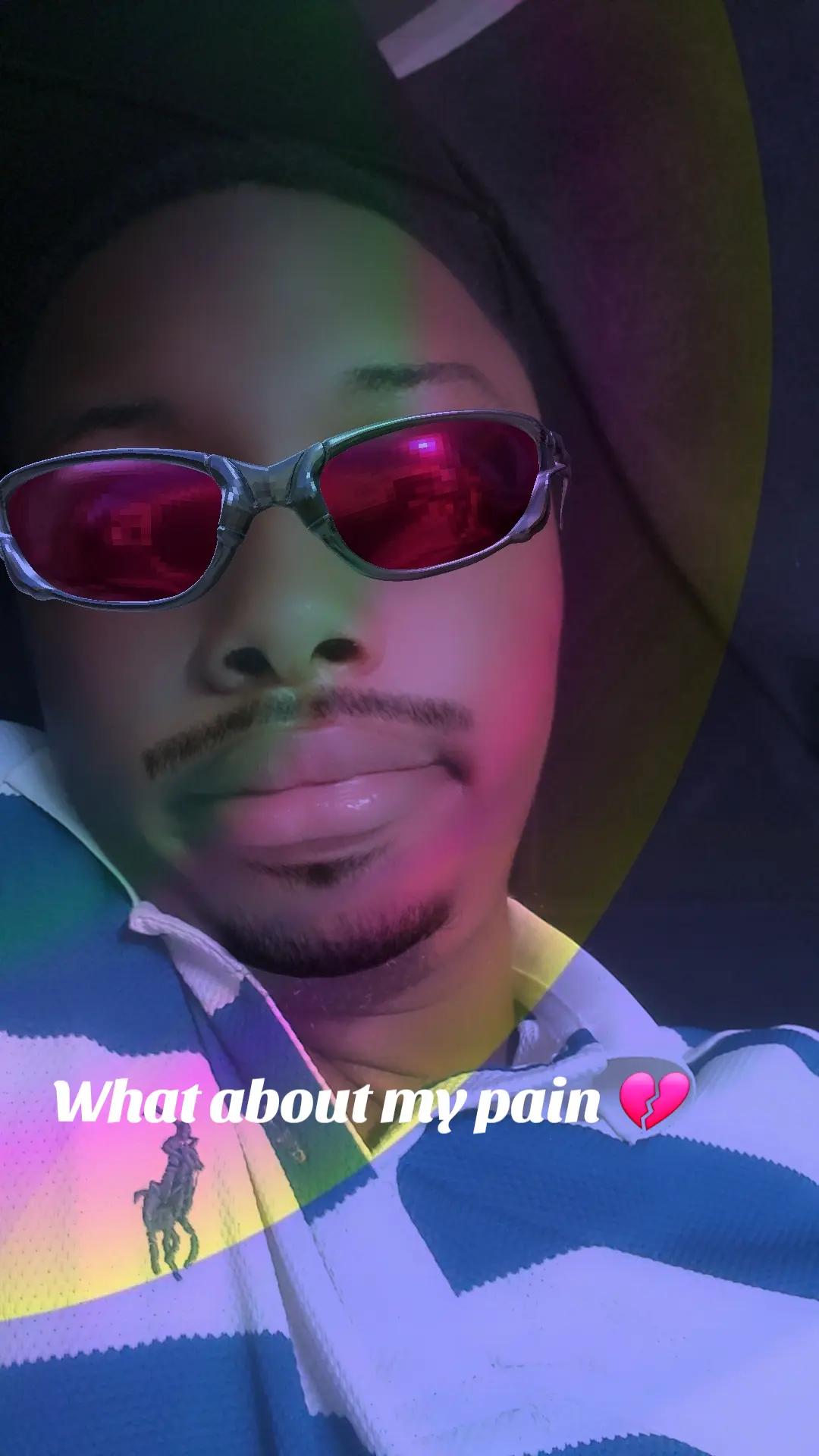 @𝖀𝖓𝖇𝖔𝖙𝖍𝖊𝖗𝖊𝖉𝕯𝖆𝖎𝖑𝖞