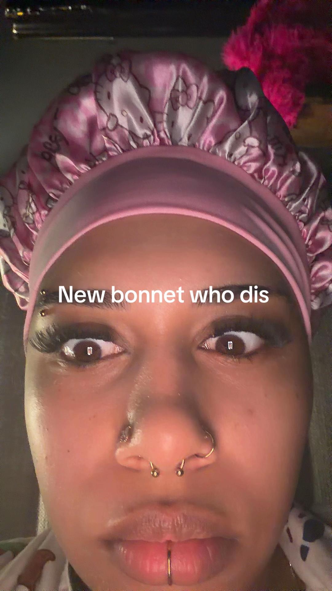 @nicole