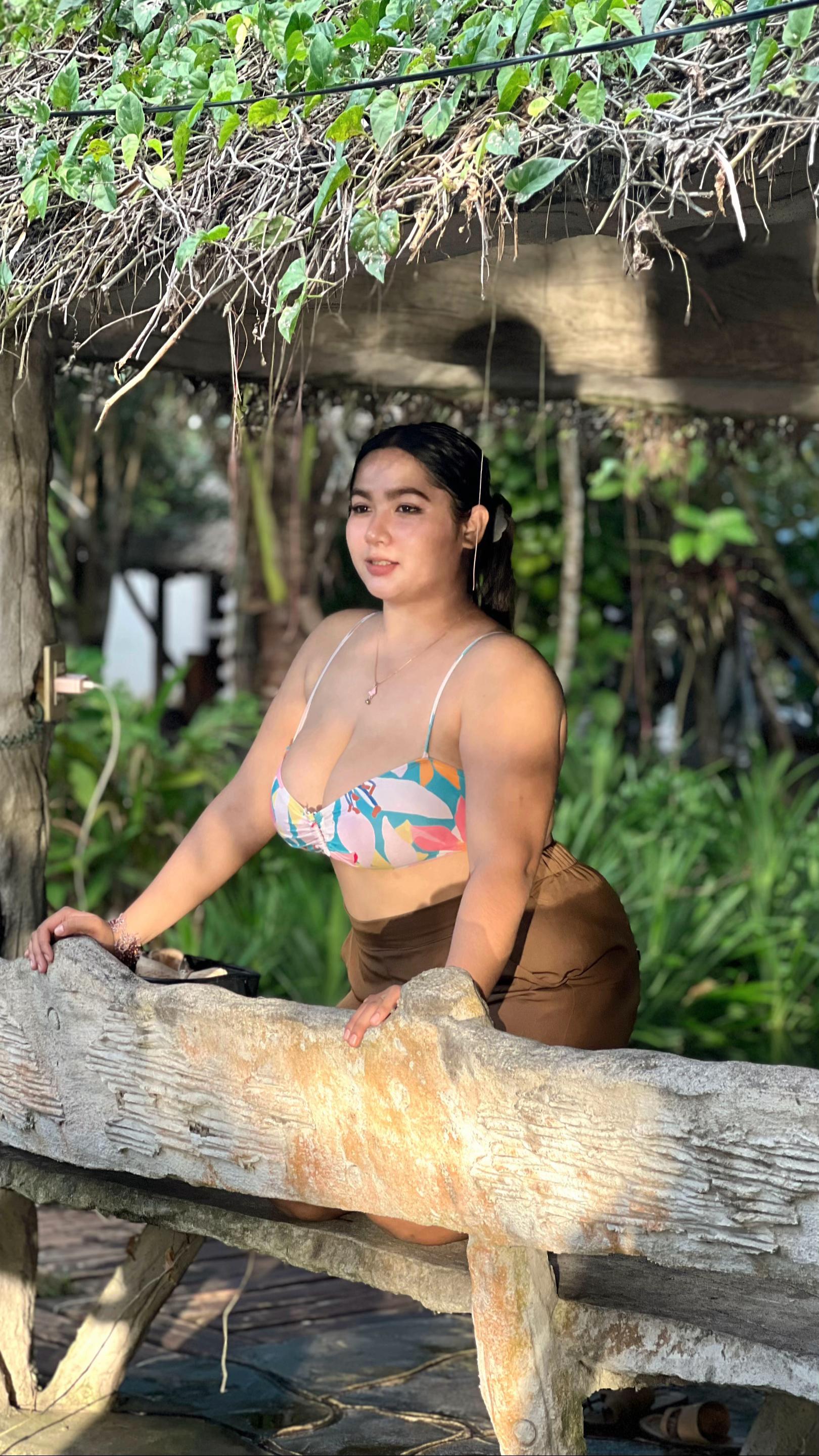 @ms. aphrodite🎀