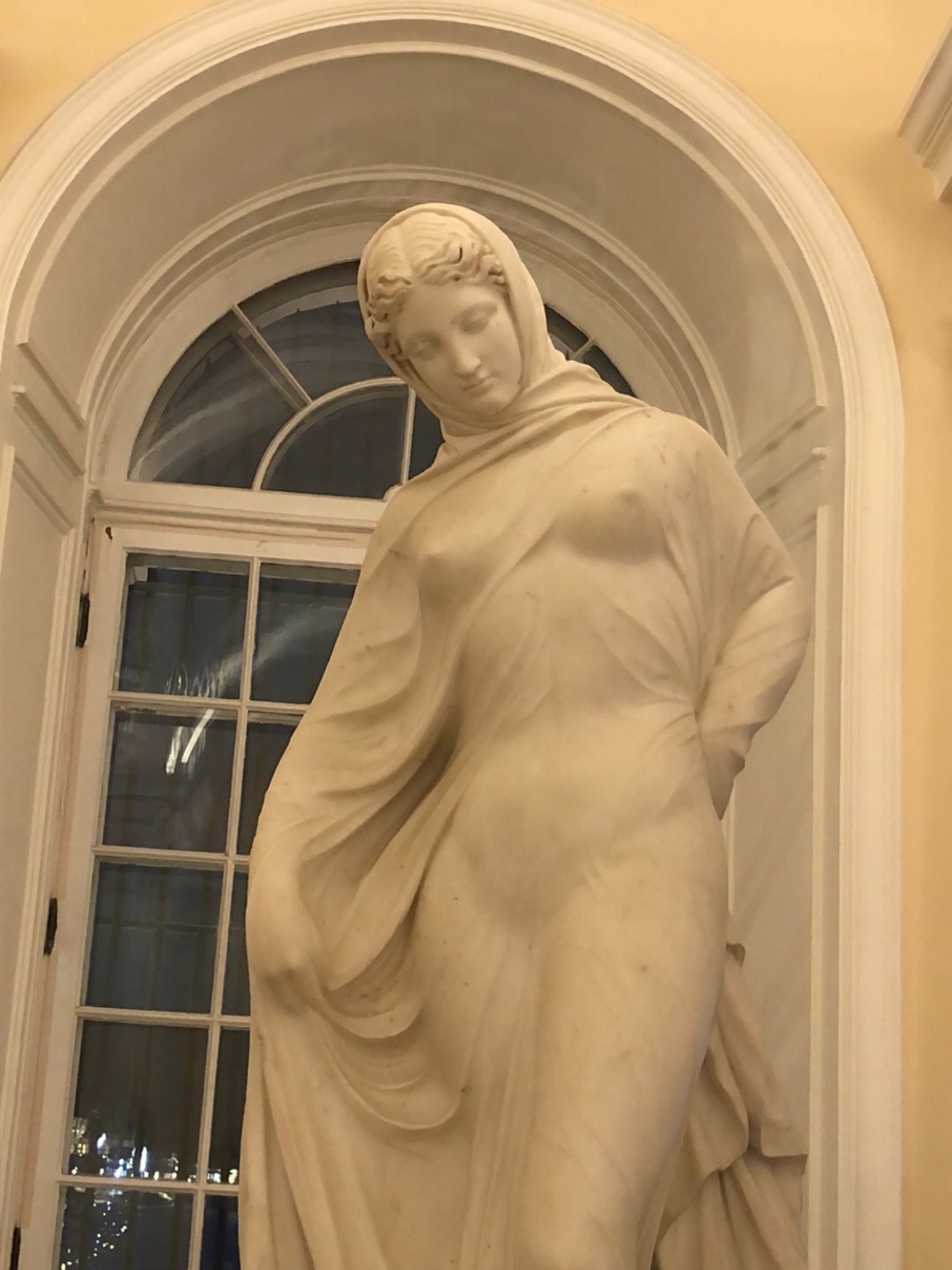 @𝐴𝑛𝑛𝑎