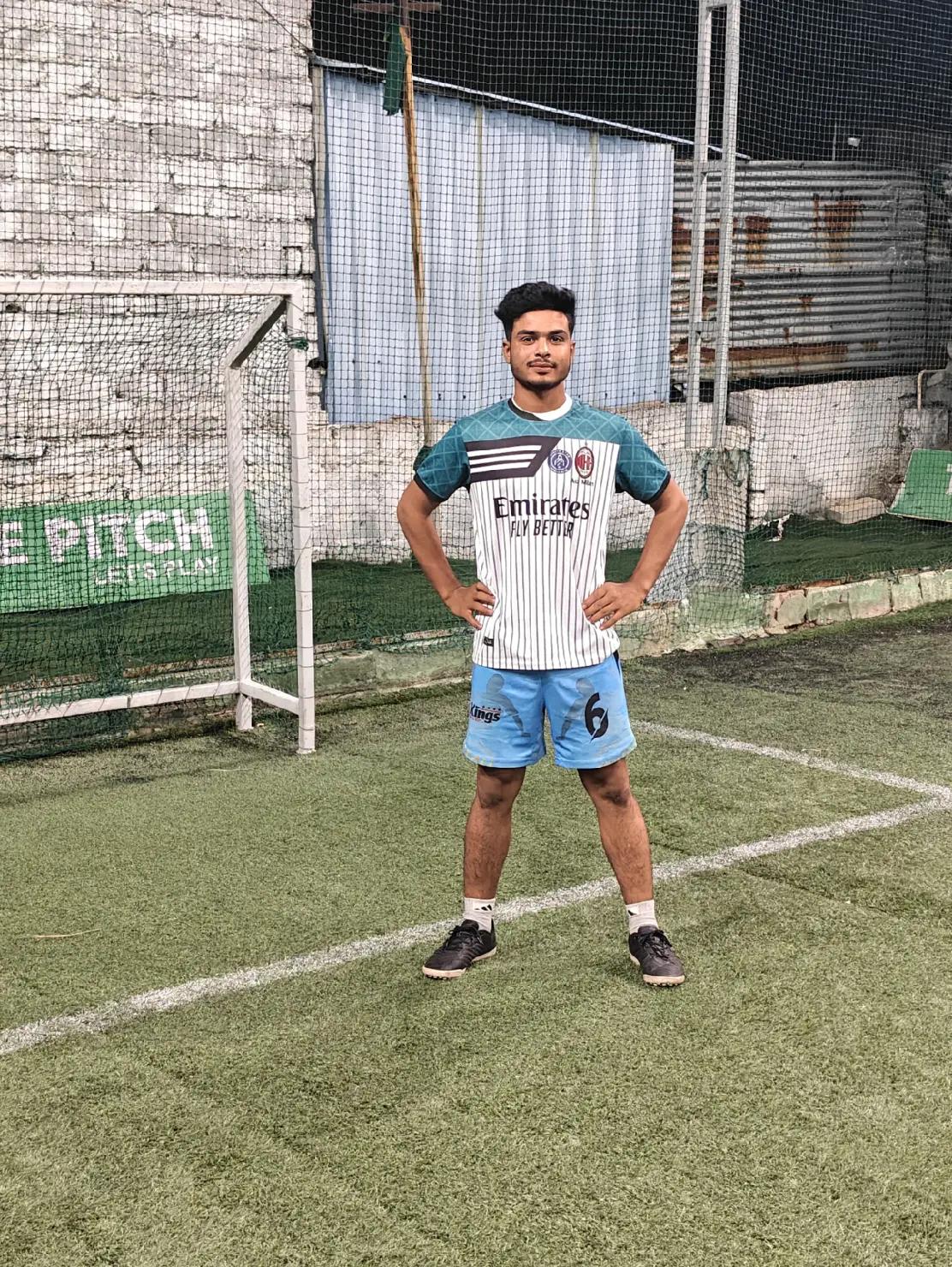 @Football player ๐ต๐น๐ต๐น๐ต๐น