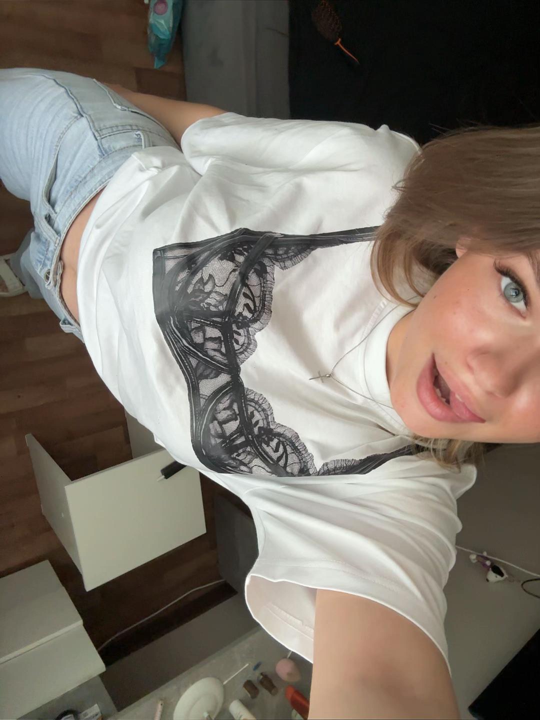 @Настёна