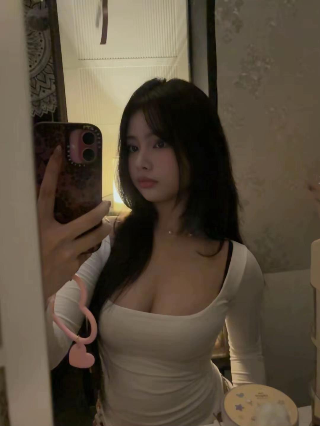 @nia