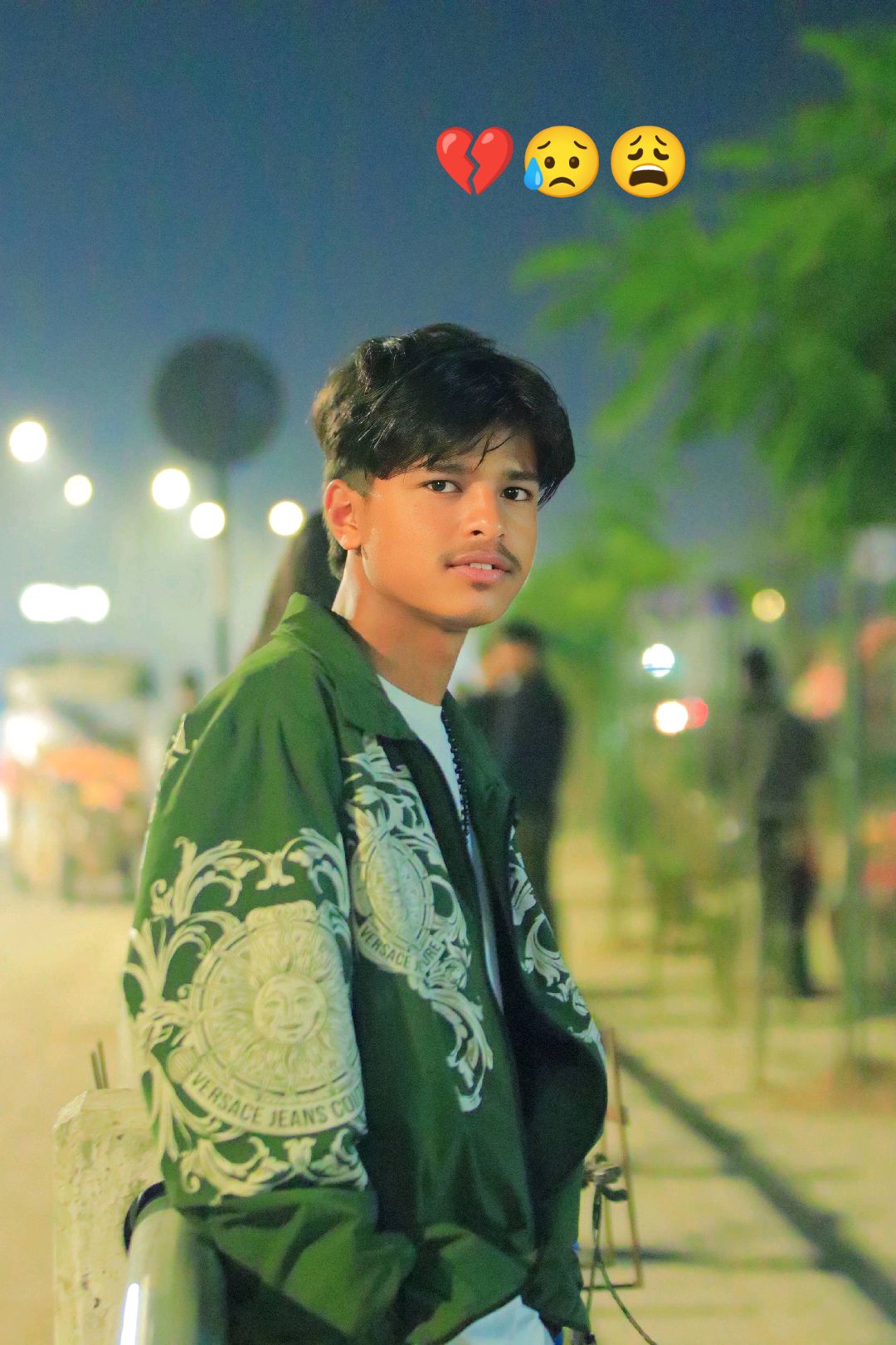 @s̳i̳n̳g̳l̳e̳ ➳b̴o̴y̴✦