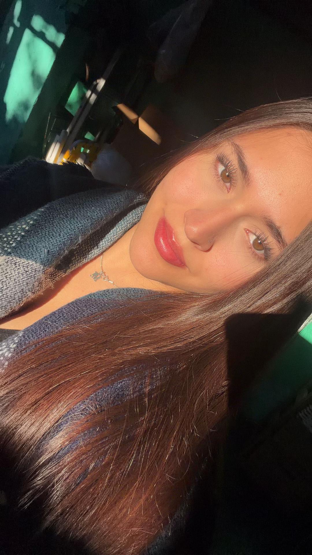 @Melany luna๐
