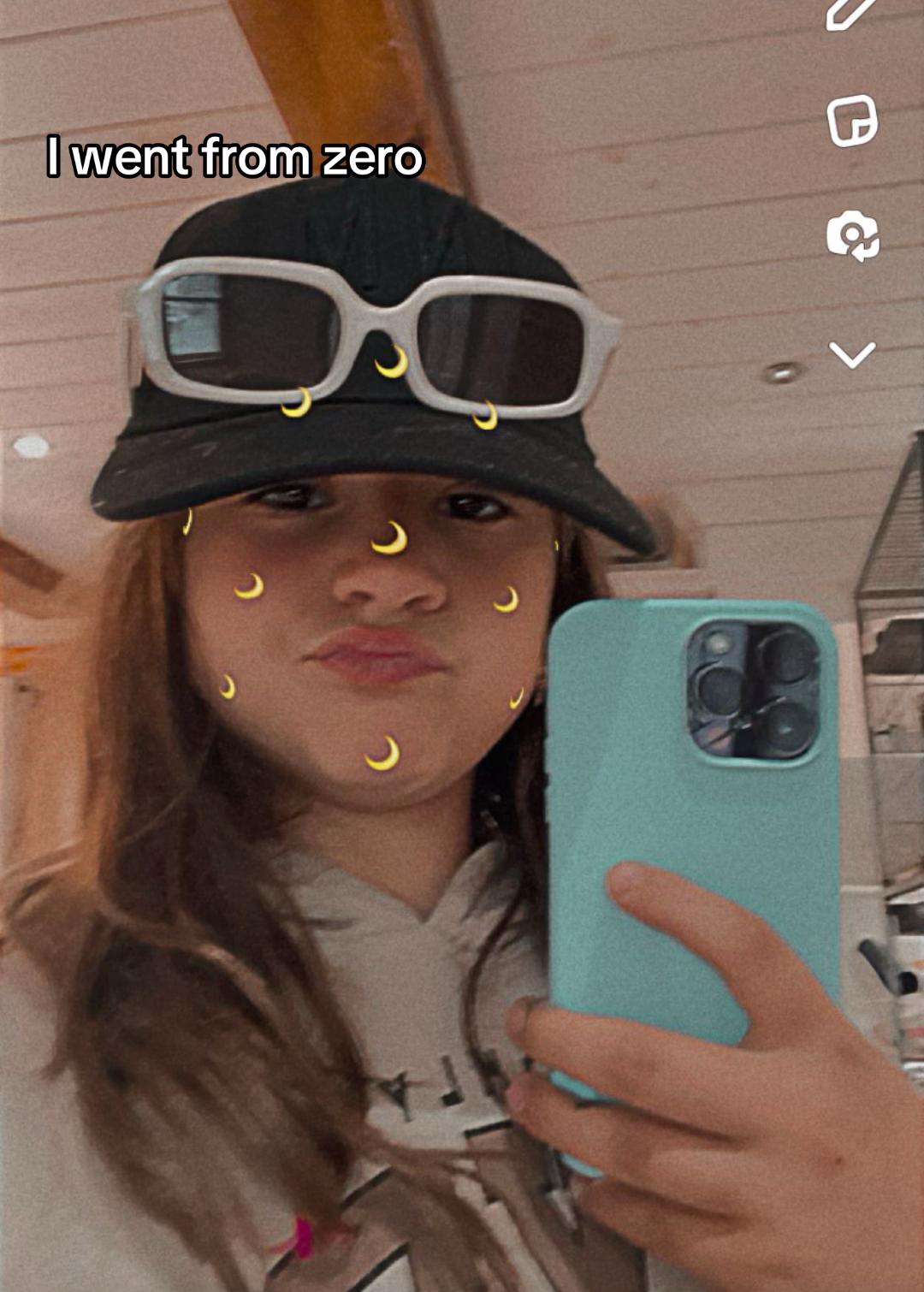 @𝐸ꨄ