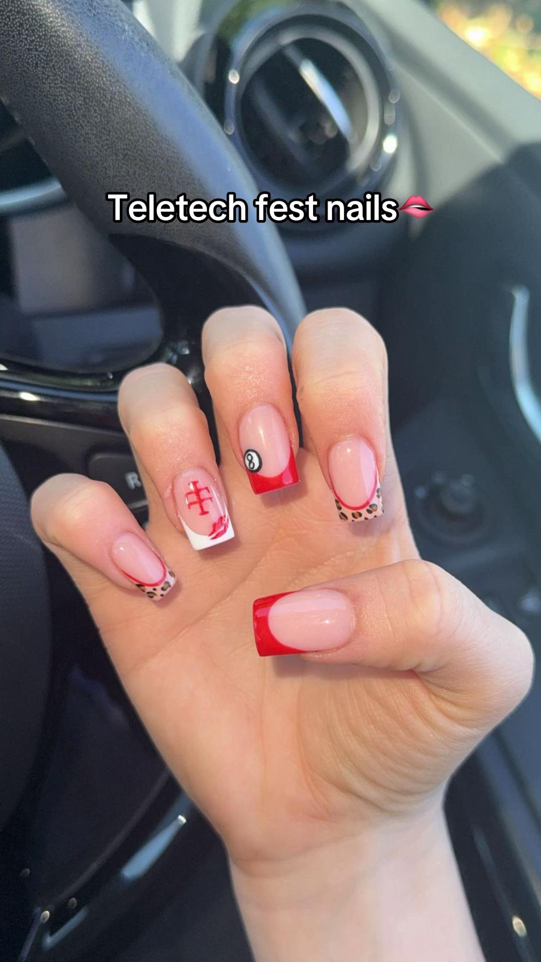 @Sancha🖤🪭