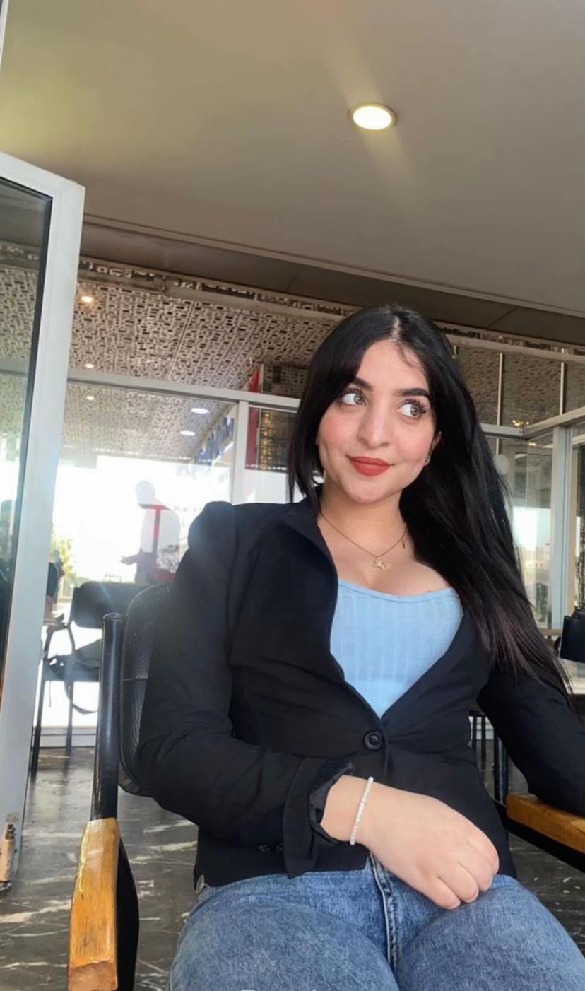 @oumniabetty1