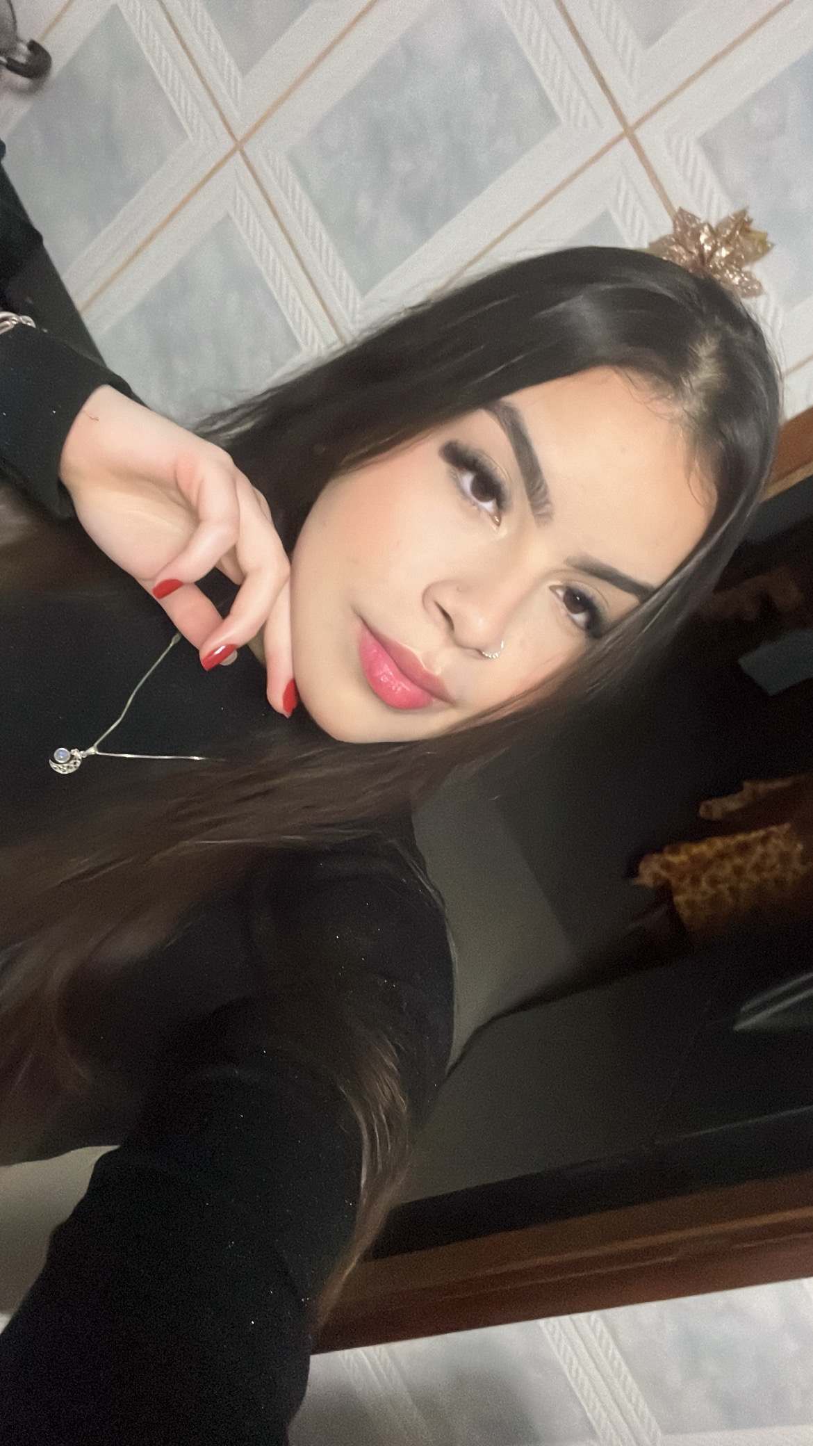 @𝓘sadora