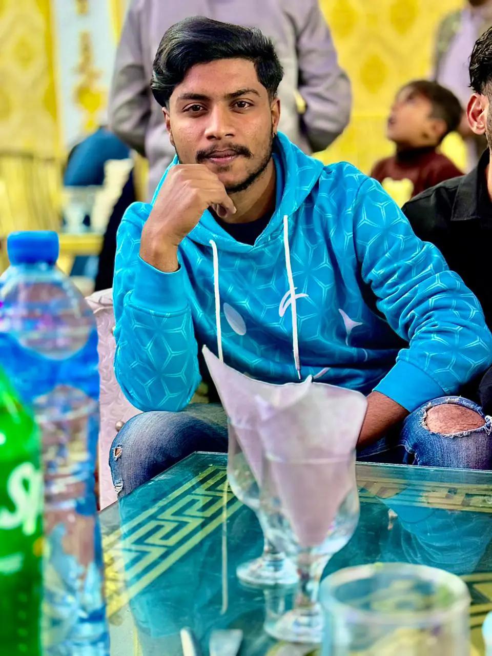 @👑JANI👑
