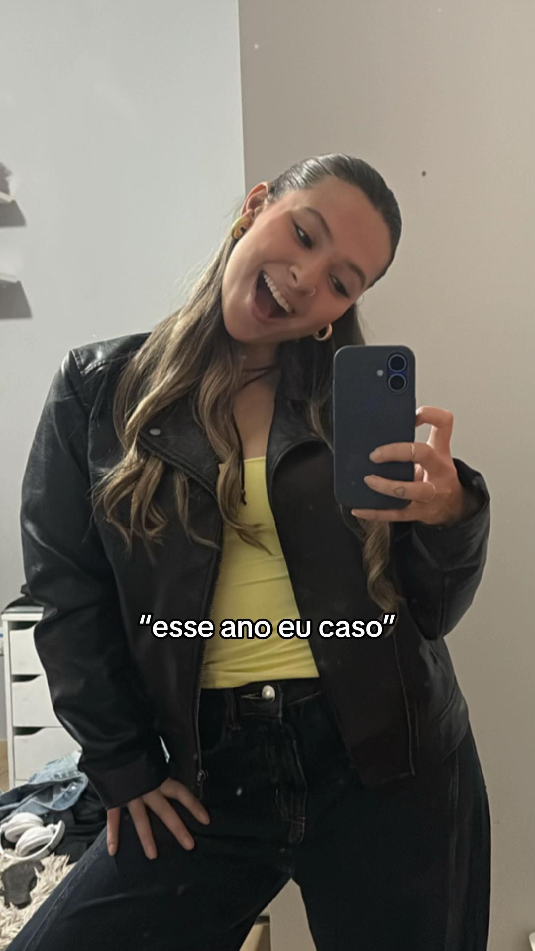 @clarinha.