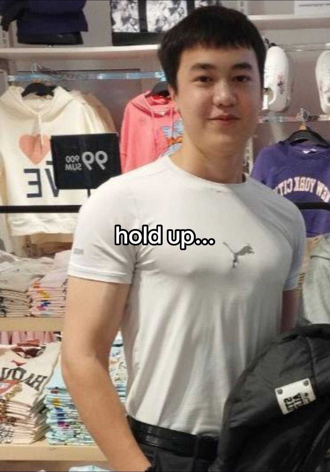 @Хасан🇺🇿 Chriss 🇰🇷