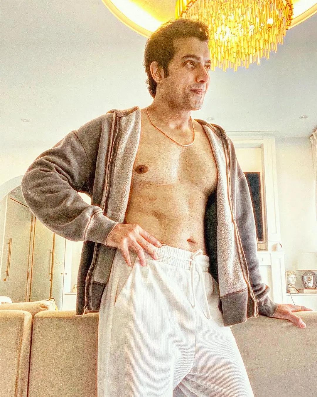 @Sharadmalhotra009☆