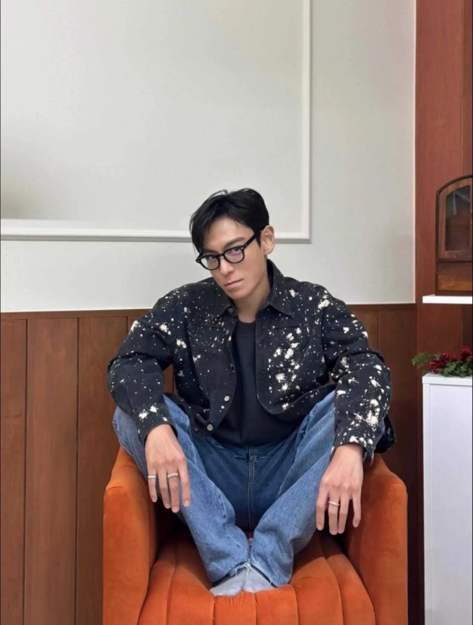 @T.O.P King 👑