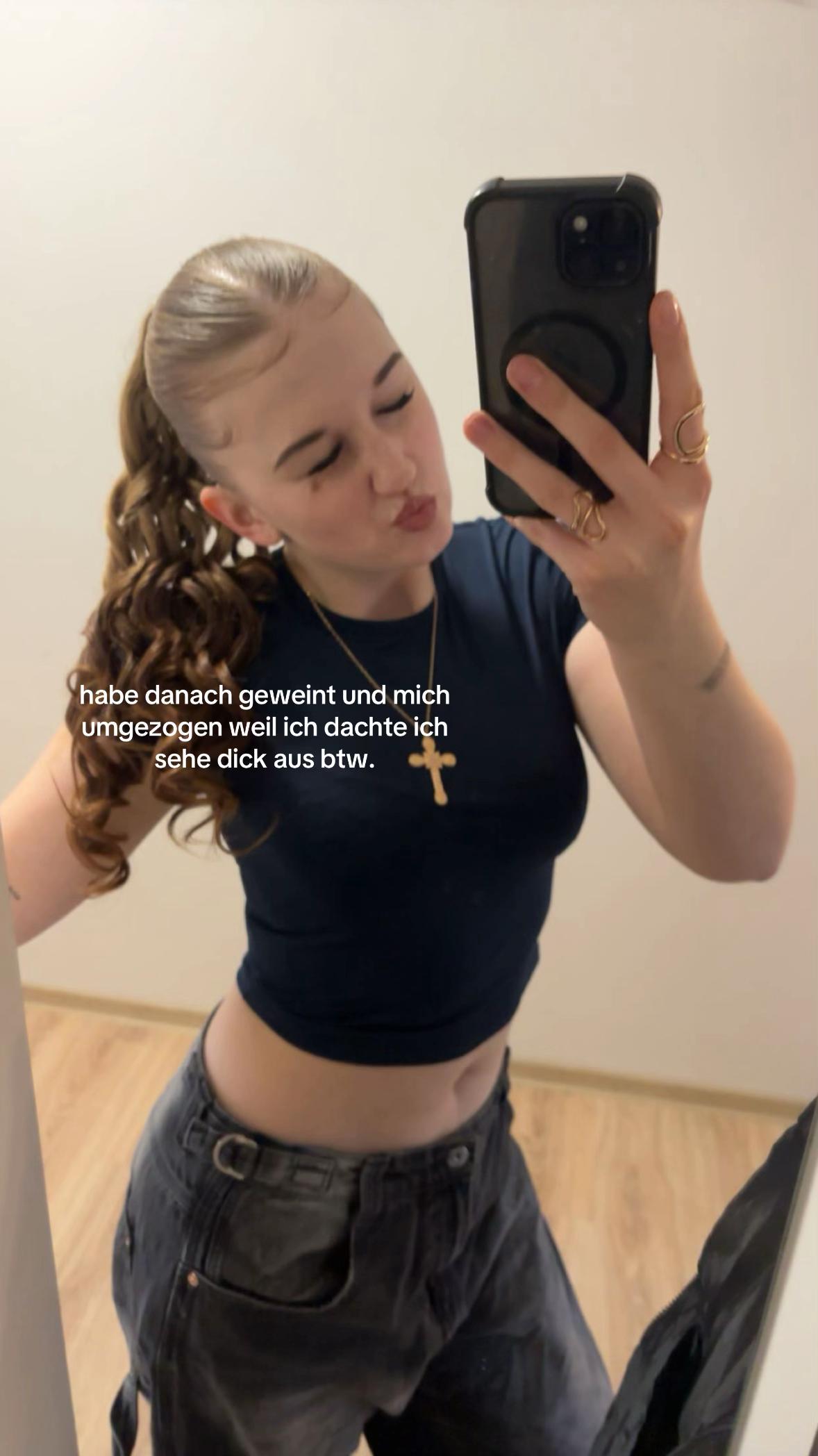 @nelia.byt