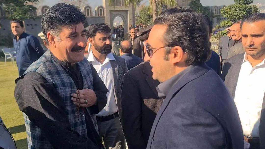 @akhonzada_chattan