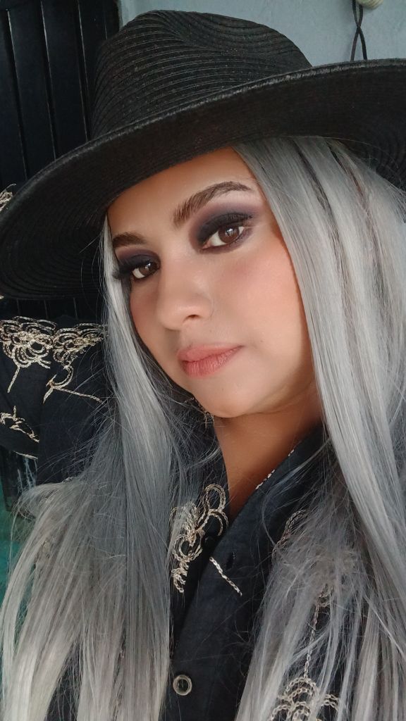 @la_dama_de_hierr0o
