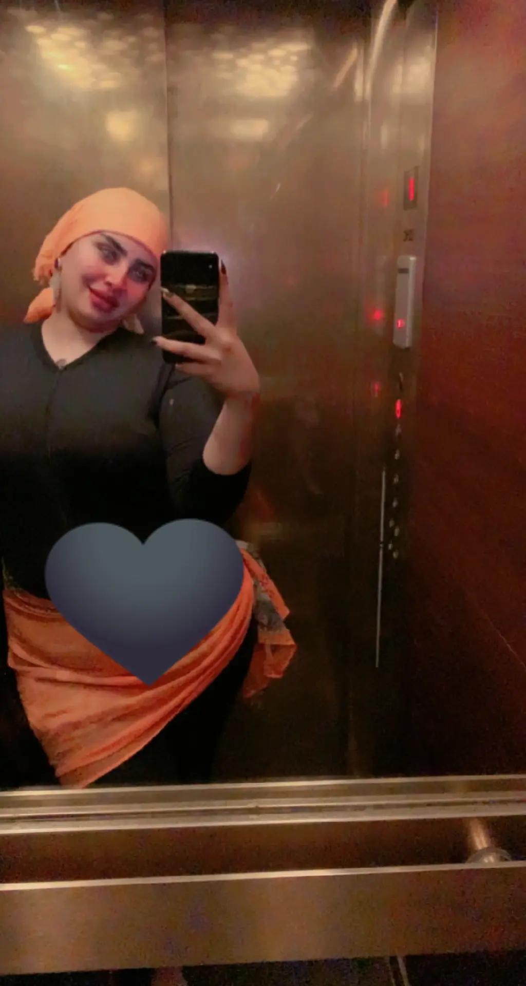 @دنيا فرغلي